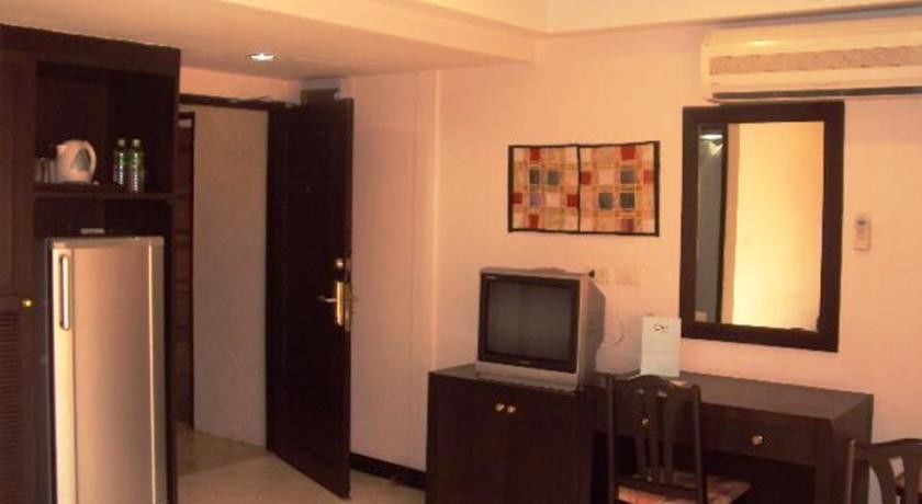 Hotel Oyo 447 Royal Express HHQ