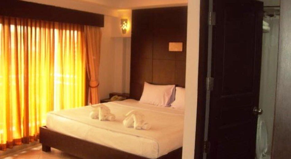 Hotel Oyo 447 Royal Express HHQ